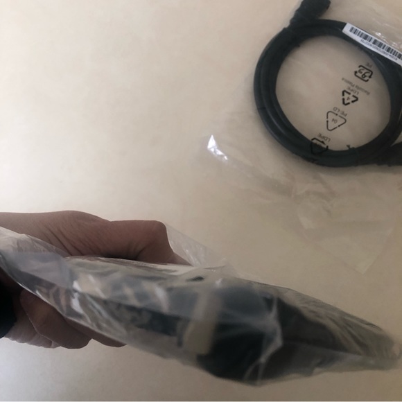 6ft HDMI Cable set of (2) - Picture 3 of 8